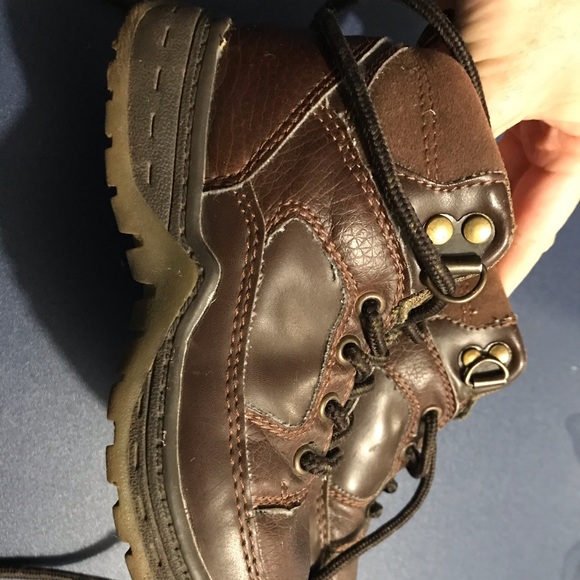 Boys OshKosh Boots - Picture 4 of 7